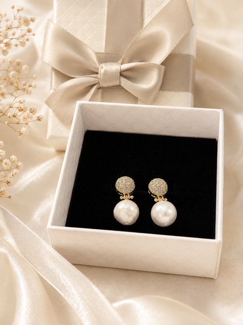 Audrey Pearl Earrings