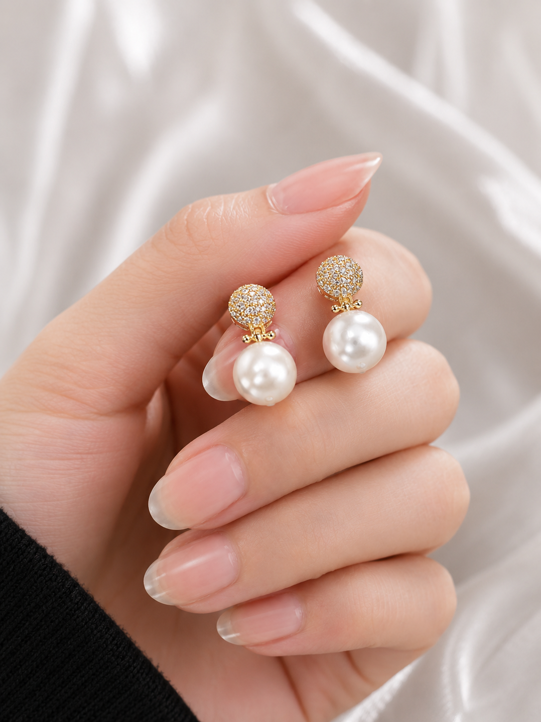 Audrey Pearl Earrings