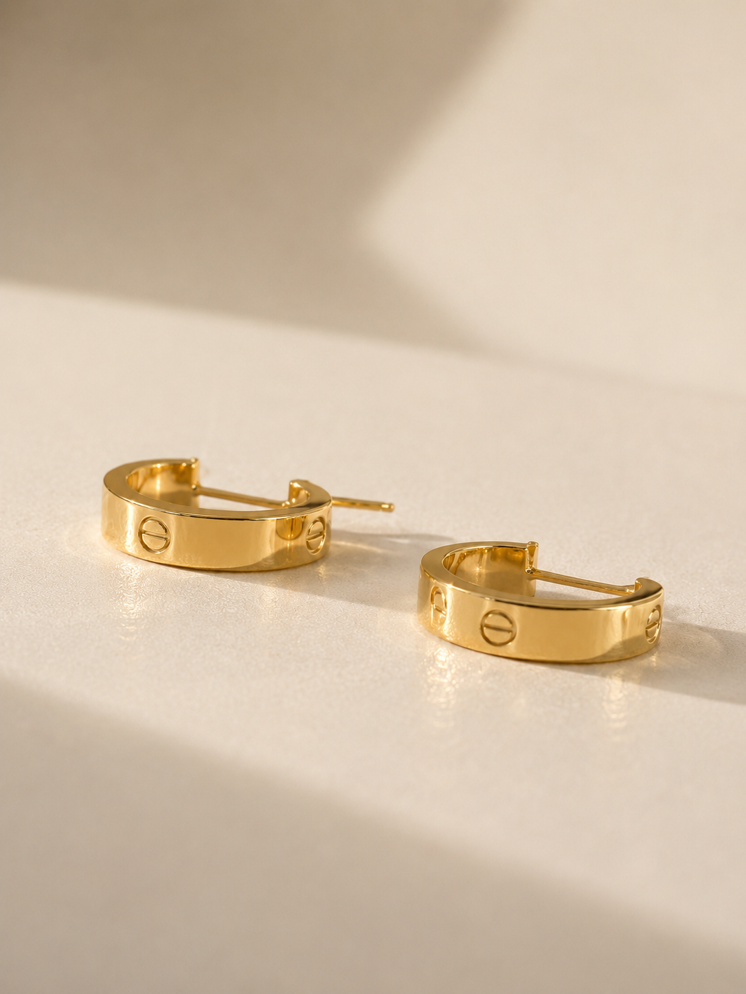 Cartier Hoop Earrings – 18K Yellow Gold