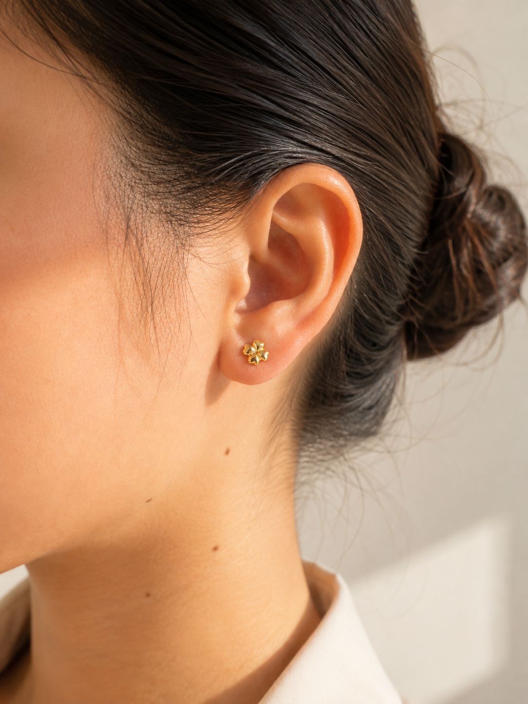 Clover Stud Gold Earrings - Yellow Gold