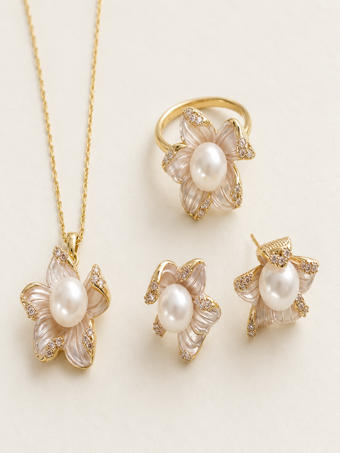 Flower of Pearl Jewelry Set