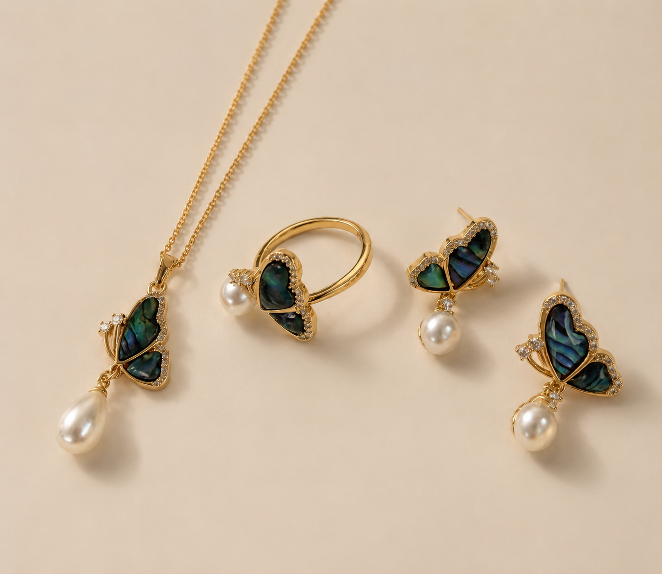 Vivienne Butterfly Pearl Set