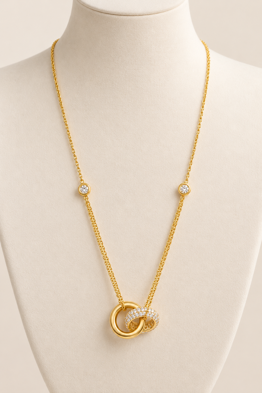 The Linked Gold Necklace in 18K Gold
